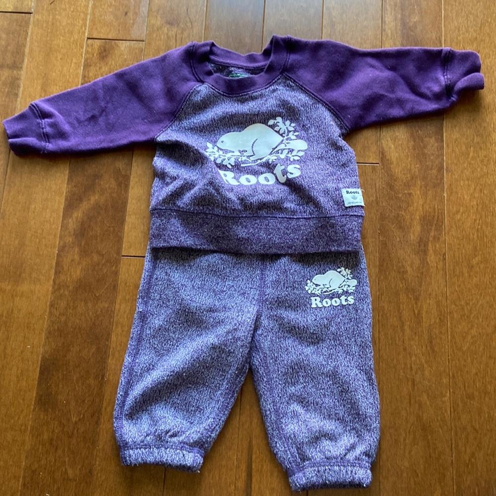 Roots sweat set for baby